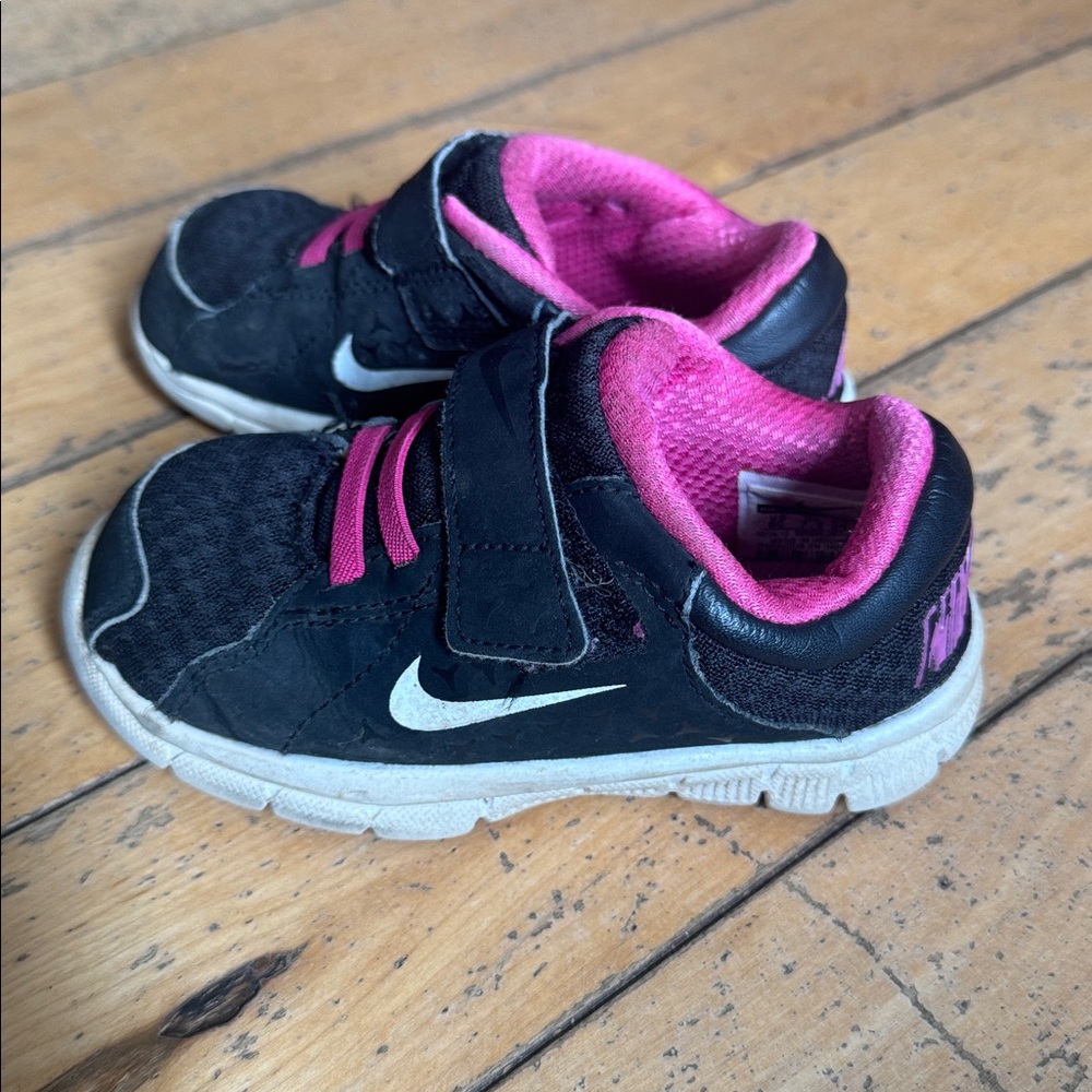 Nike Toddler Girls Sneakers
